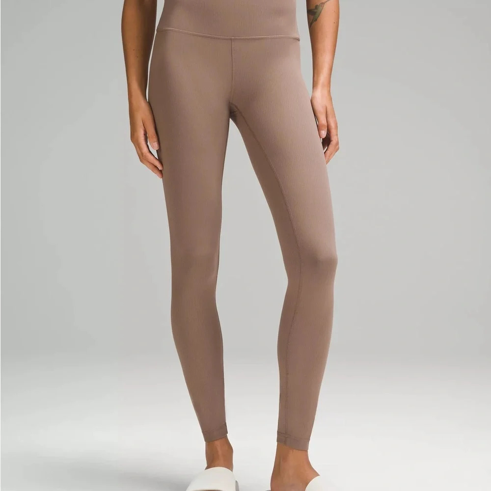 🆕🤎 Lululemon Wunder Train High Rise Ribbed Tight 28” - Taupetastic - Picture 9 of 9